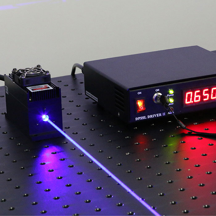 457nm 3W Semiconductor Laser Device in the Laboratory